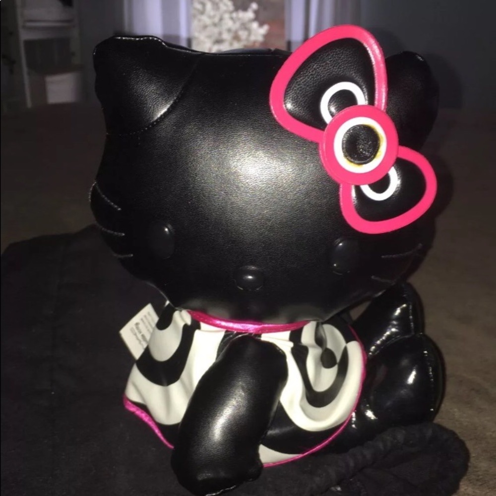 MAC Hello Kitty Limited Edition